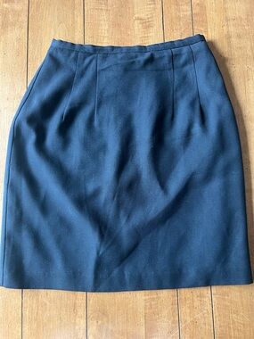 Classic Black Women's Pencil Skirt